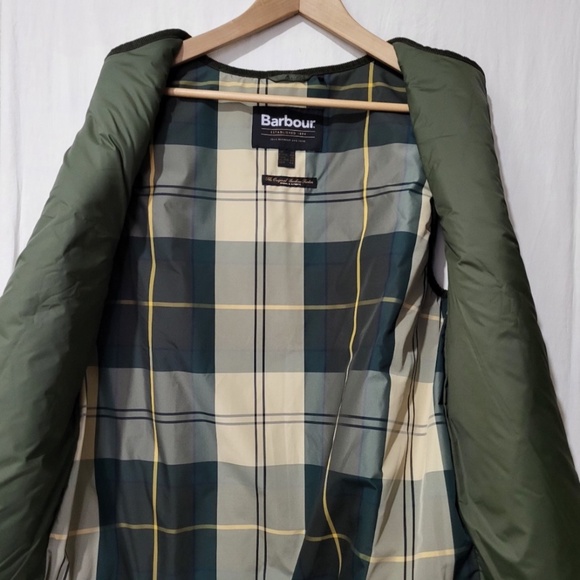 Unworn Barbour Healy Mixed Media Quilted Vest in Olive Green - Picture 8 of 11